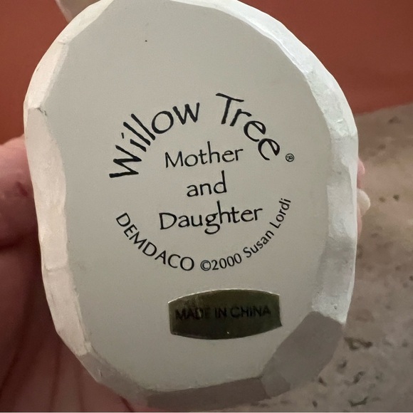 Demdaco Willow Tree Mother and Daughter Figurine Susan Lordi 2000 - Picture 6 of 6